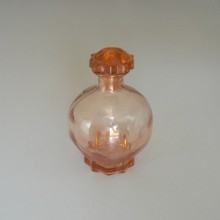 Carafe avec bouchon en verre rose Années 50