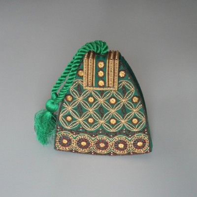 petit sac a main en toile vert avec broderies NEUF