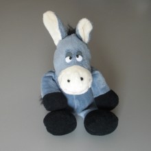Peluche Ane assis bleu DONKEE Taille 24 cm
