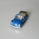 Miniature VW 1303 Coccinelle Cabrio bleu décapotée 1:36