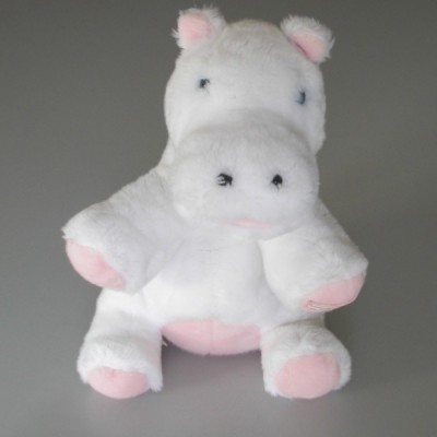 peluche hippopotame rose