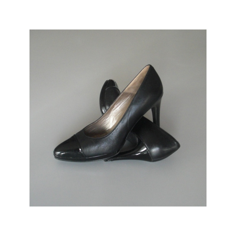 Chaussures Escarpins Escarpins compensés Brenda Zaro Escarpin compens\u00e9 rouge-noir style d\u00e9contract\u00e9 