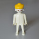 PLAYMOBIL Un béret a petite visière jaune 30054900