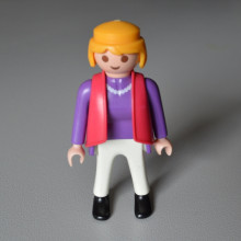 PLAYMOBIL Femme blonde avec veste Violet Rose et Blanc de 1990