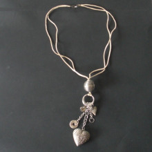 Collier avec coeur