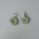 Boucles d'oreilles couleur vert a perles bleues