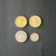 4 pièces 10 et 25 centavos et 1 Peso Rép. Dominicaine de 1981-1997