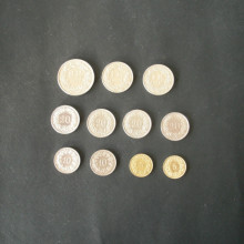 11 pièces en Franc SUISSE de 1969 à 2010