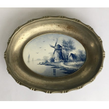 Corbeille avec porcelaine Moulin Hollandais