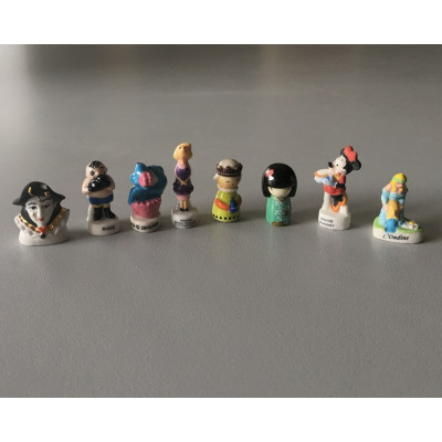 Lot de 8 fèves miniatures céramiques