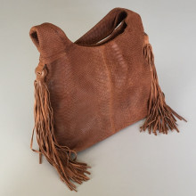 Sac a main en cuir marron avec pompons a franges