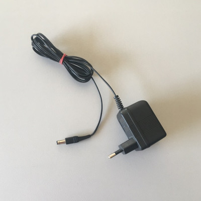 Chargeur 230V - 9V - 200mA AC ADAPTOR