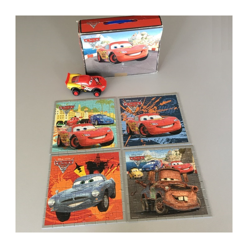 Une valise contenant 4 puzzles et une voiture du film Flash McQueen 2.