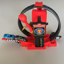 Catapulte Cars Piston Cup MATTEL