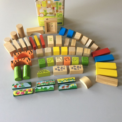 Jeu de construction : blocks cubes animaux