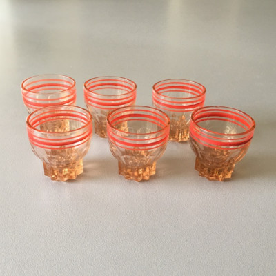 Six petits verres roses Années 50