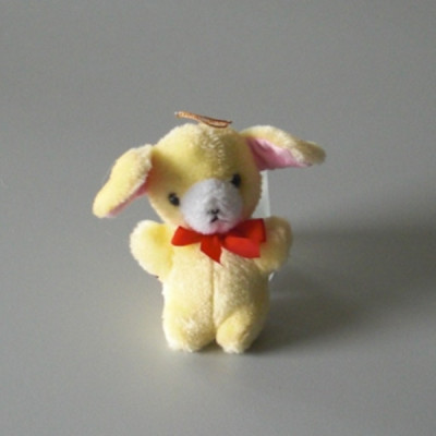 Peluche petit Lapin jaune Taille 10 cm