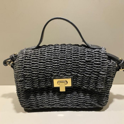 Sac à main ou bandoulière noir ZARA